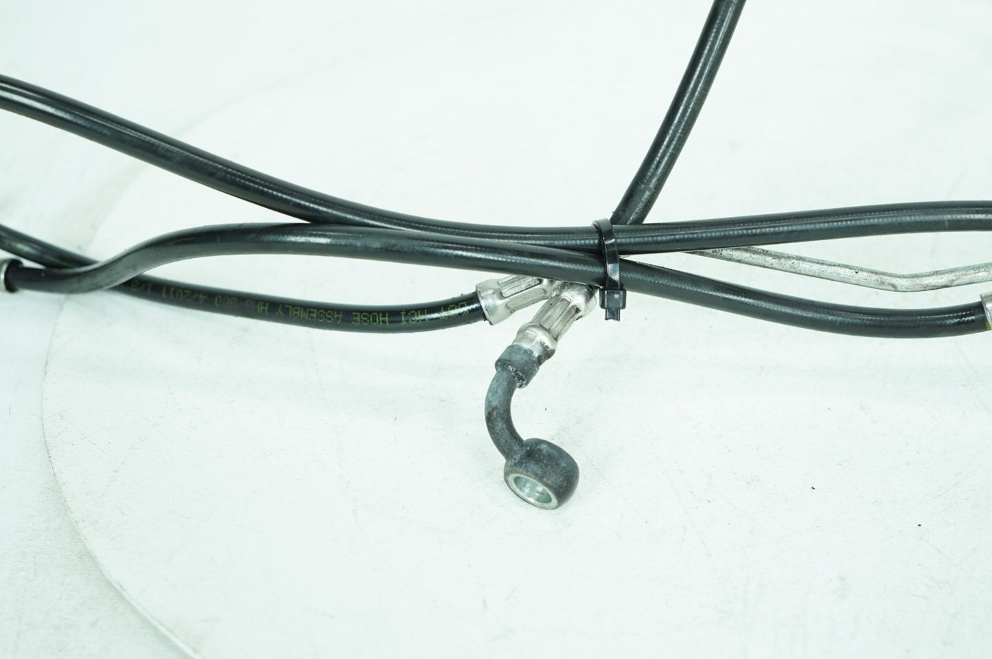 2007 - 2016 Harley-Davidson Touring Street Glide Front Brake Hose Line Pipe ABS 40612-09