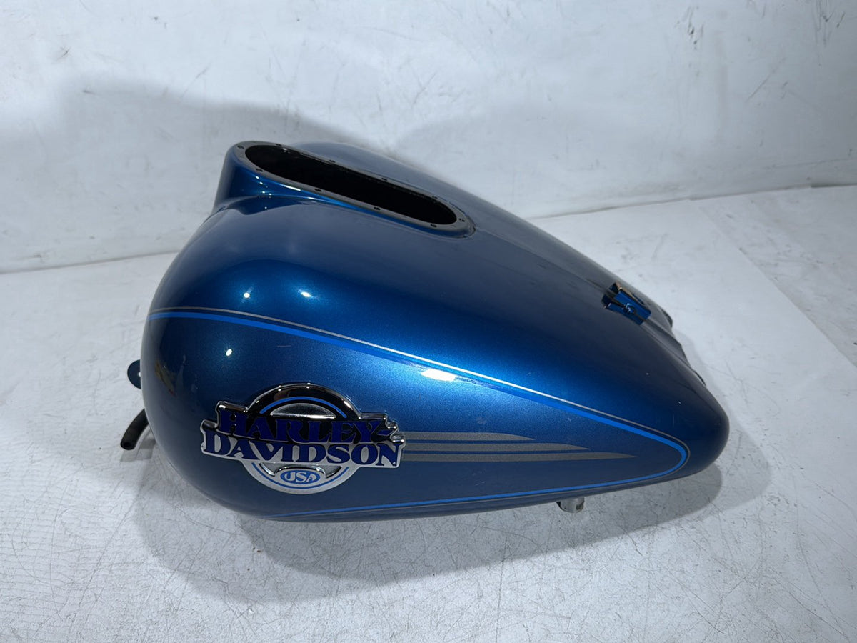 2006 Harley Electra Glide Touring Ultra FLHTCUI OEM Fuel Gas Tank Gasoline Reservoir