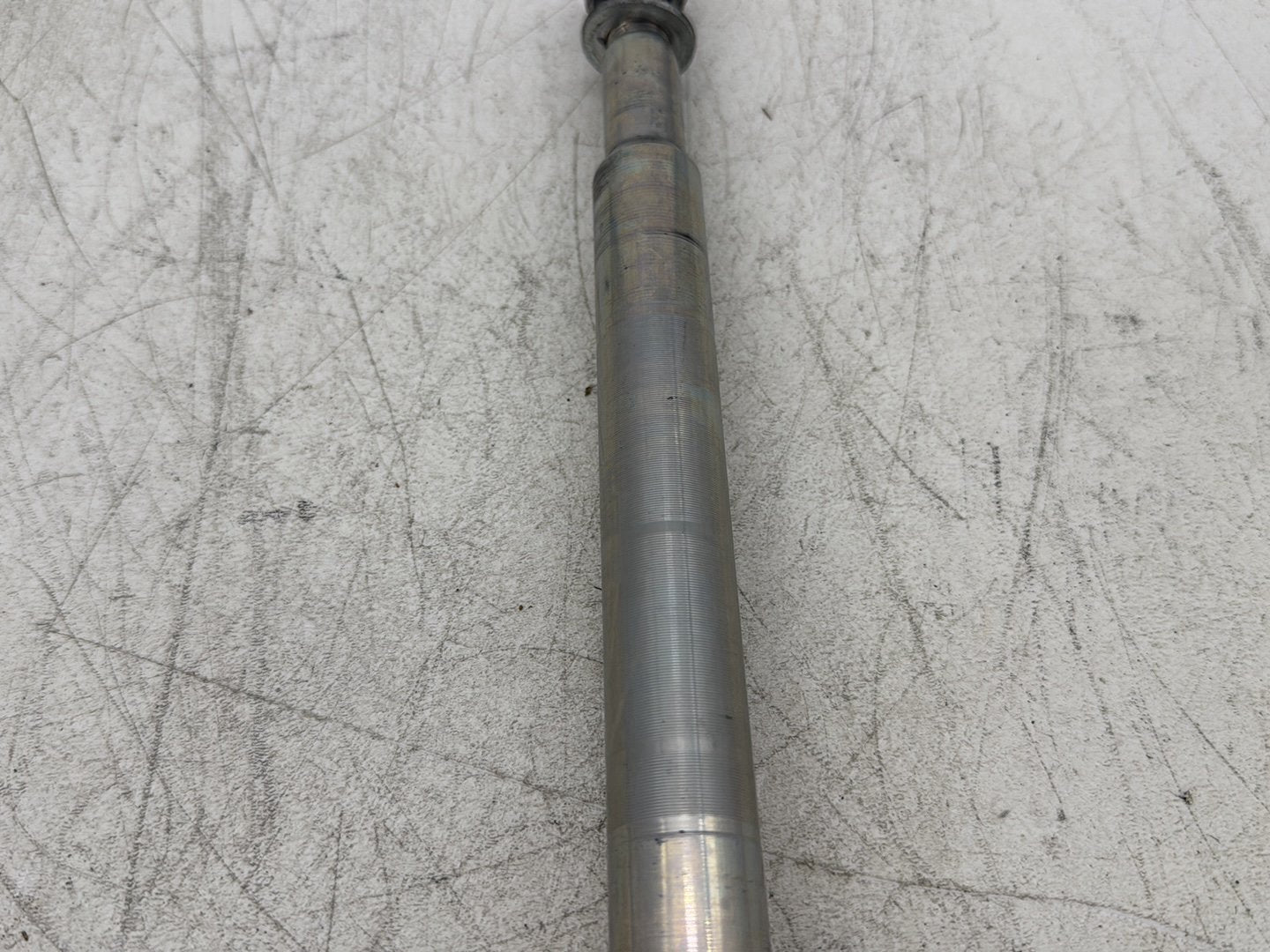 2015 Harley Road Glide Touring FLTRXS OEM Front Wheel Axle Bolt Shaft