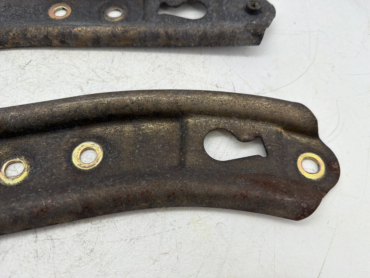 2001 Harley Softail Deuce OEM Rear Left & Right Fender Support Bracket 56627-00
