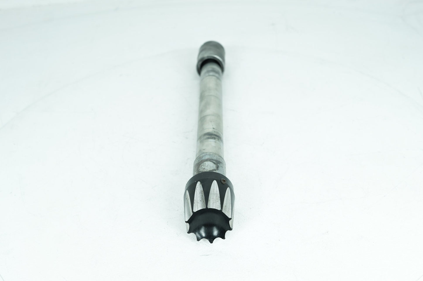 1999 - 2006 Harley-Davidson Touring Electra Ultra Front Wheel Axle Bolt Shaft 43364-00