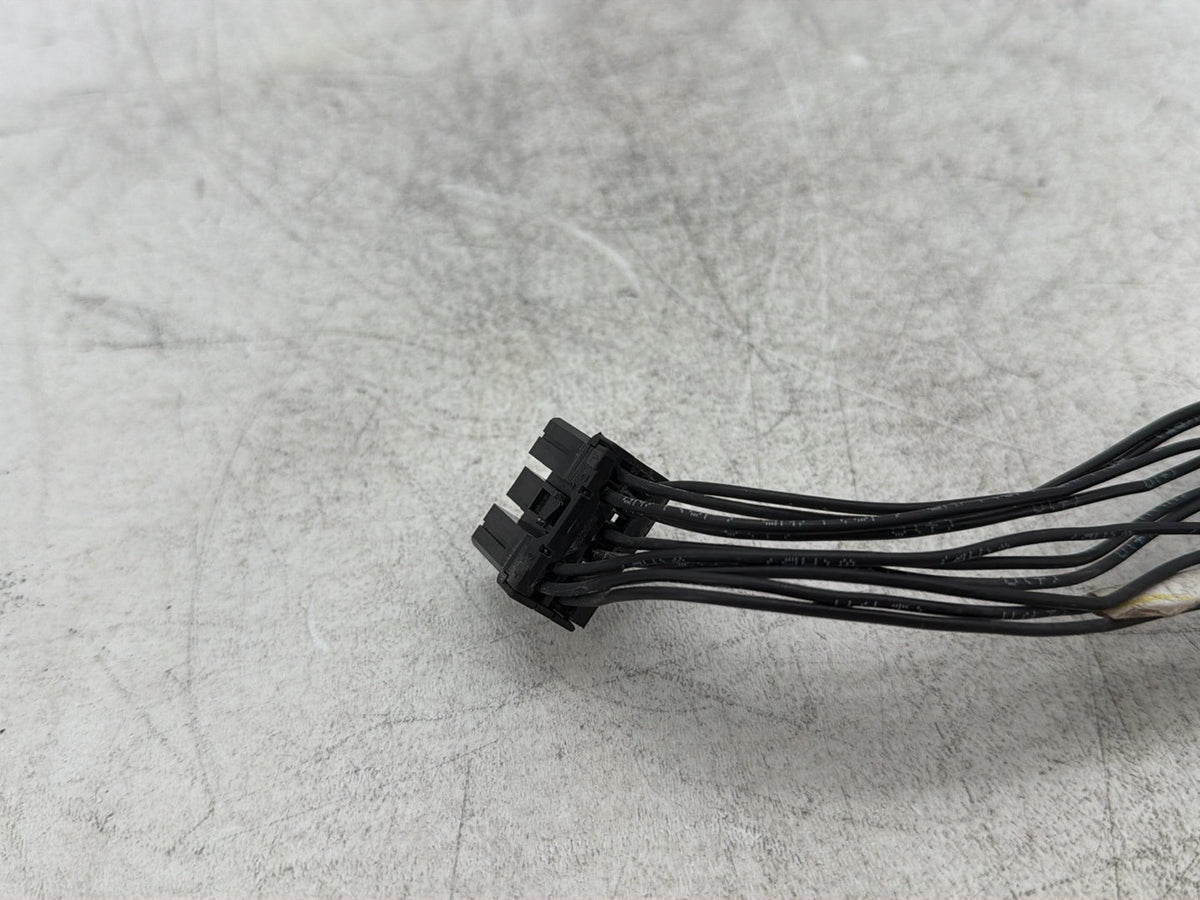 2005 Harley Electra Glide Ultra Dash Indicator Lamp Wire Plug 68789-96A