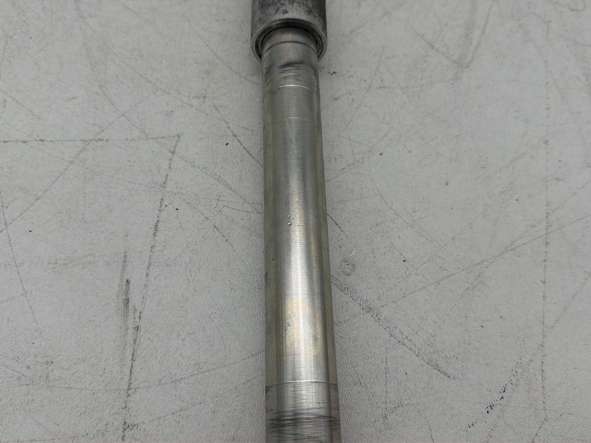2007 Harley Electra Glide Touring Ultra OEM Front Wheel Axle Bolt Shaft
