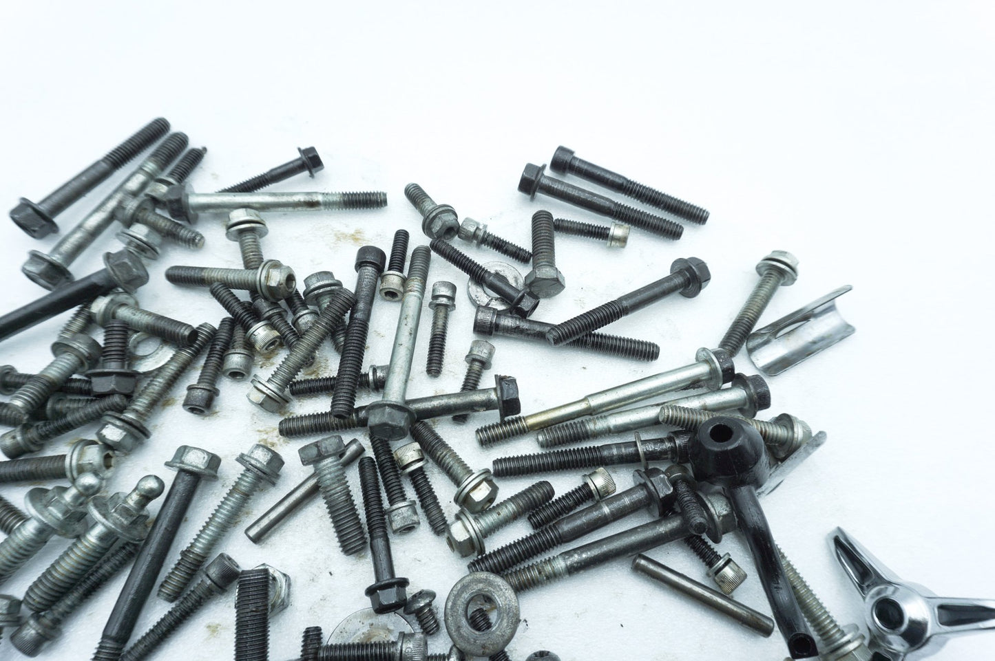 2007 - 2011 Harley-Davidson Touring Street Glide Engine Motor Hardware Bolts Brackets Bushing