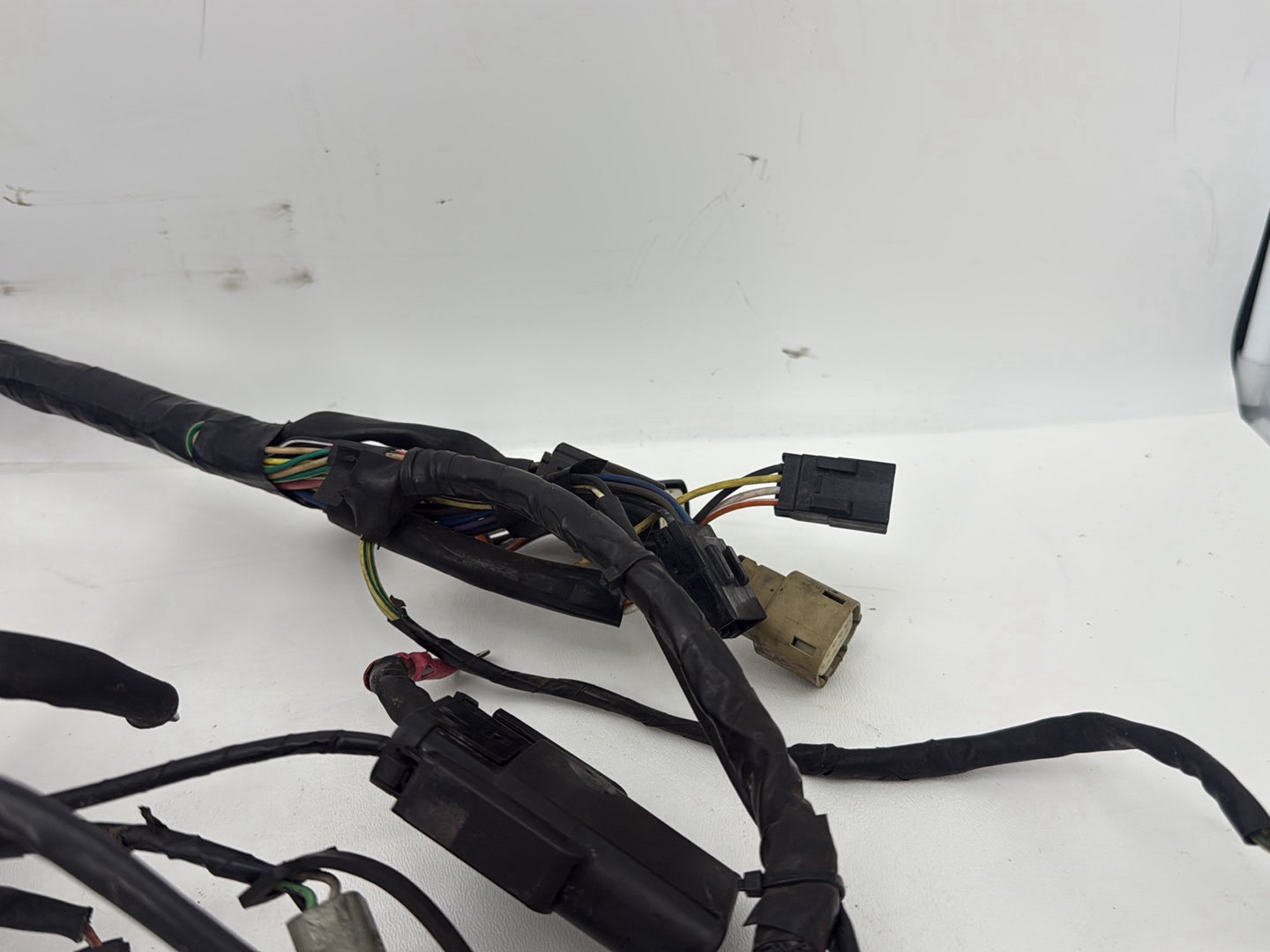2004 - 2022 Harley-Davidson Sportster 1200 Nightster Main Wire Wiring Harness Ignition Switch NOKey 70181-10