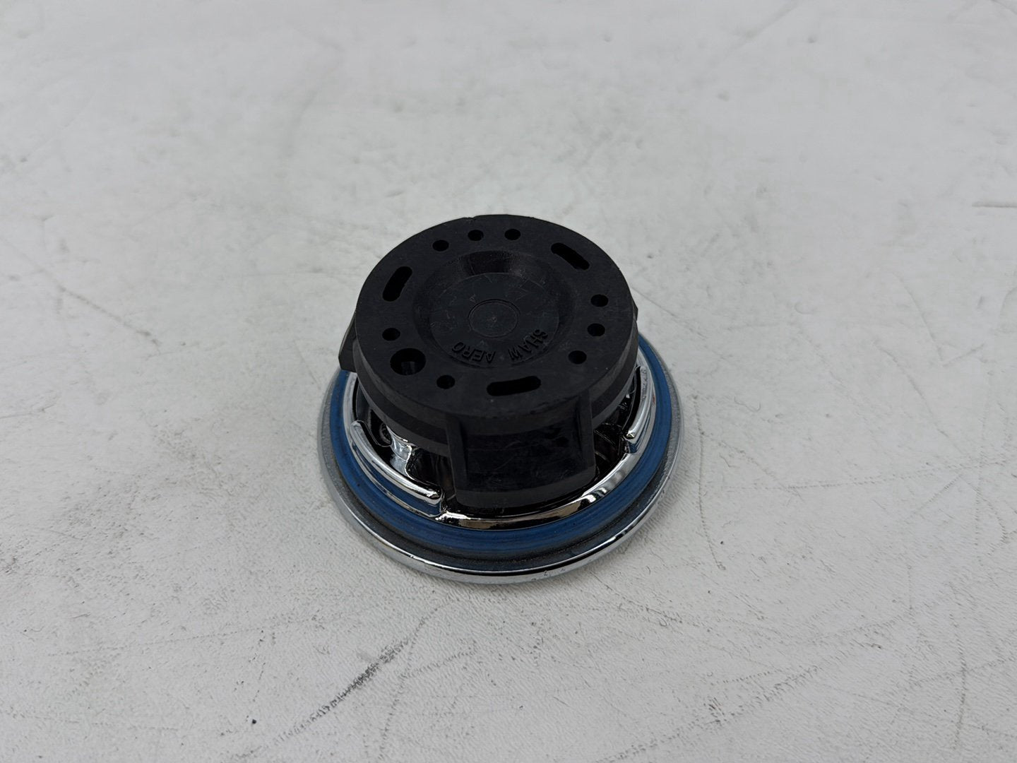 2007 - 2012 Harley-Davidson Dyna Super Glide Fuel Gas Tank Cap Bushing Hub 61553-04B