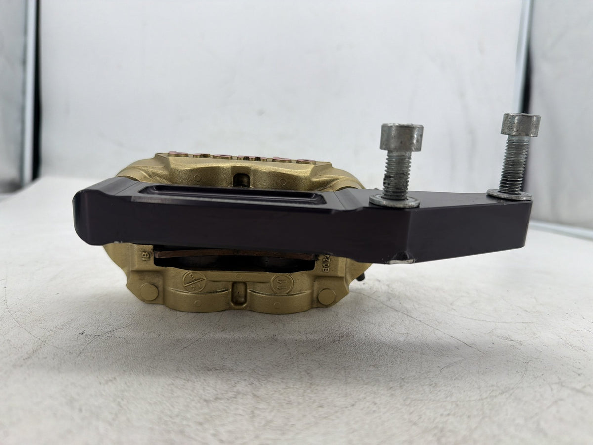 2006 Harley Street Glide Touring FLHX Front Right 1 Brake Caliper Brembo