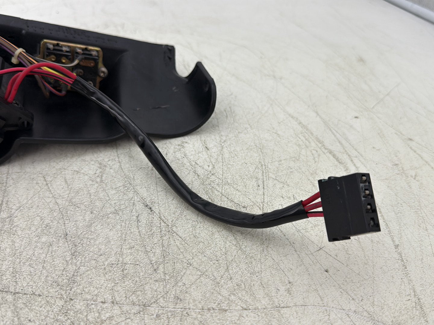 1998 Harley Touring FLHTCUI Electra Glide Ultra OEM Dash Ignition Cap Switch Lockset NO Key