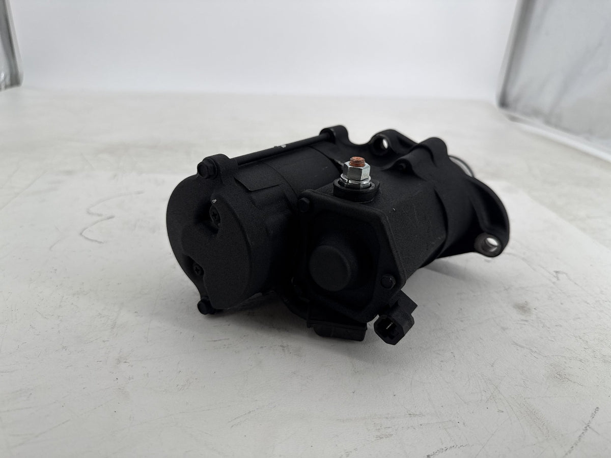 2013 Harley Street Glide Touring FLHX OEM Engine Starter Motor 31618-06A 12V