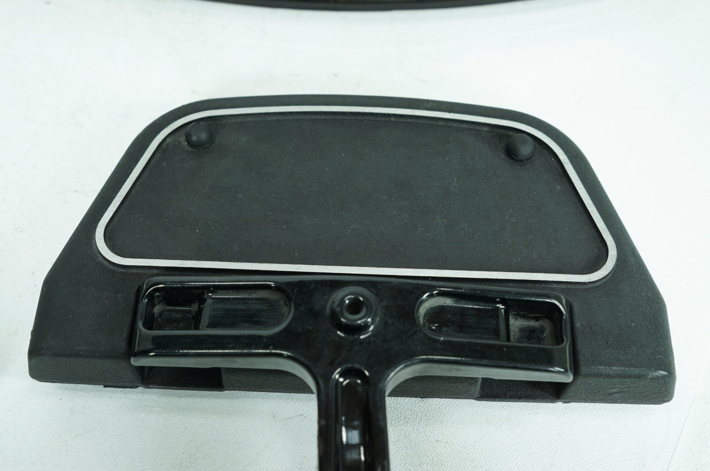 2007 - 2012 Harley-Davidson Touring Electra Glide Ultra Left Right Driver & Pass Floorboard Foot Rest 50614-06