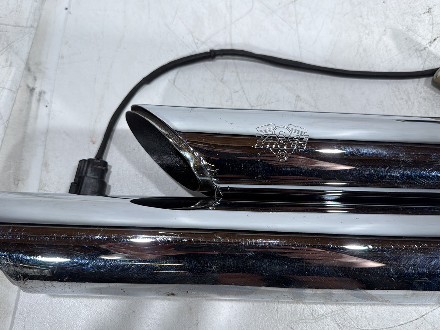 2015 Harley Dyna Low Rider FXDL OEM Exhaust Header Pipes Vance & Hines