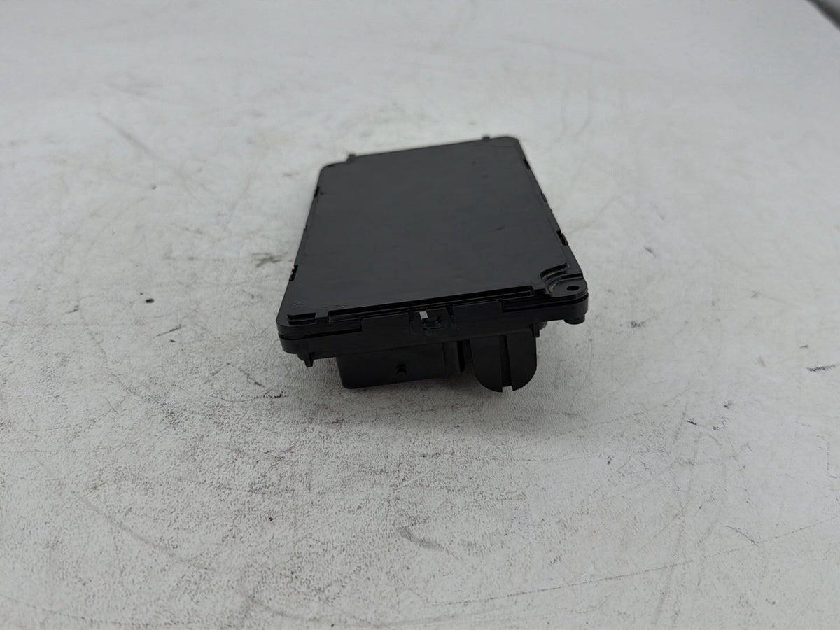 2015 Harley Electra Glide Touring Ultra Low OEM Body Control Module BCU BCM