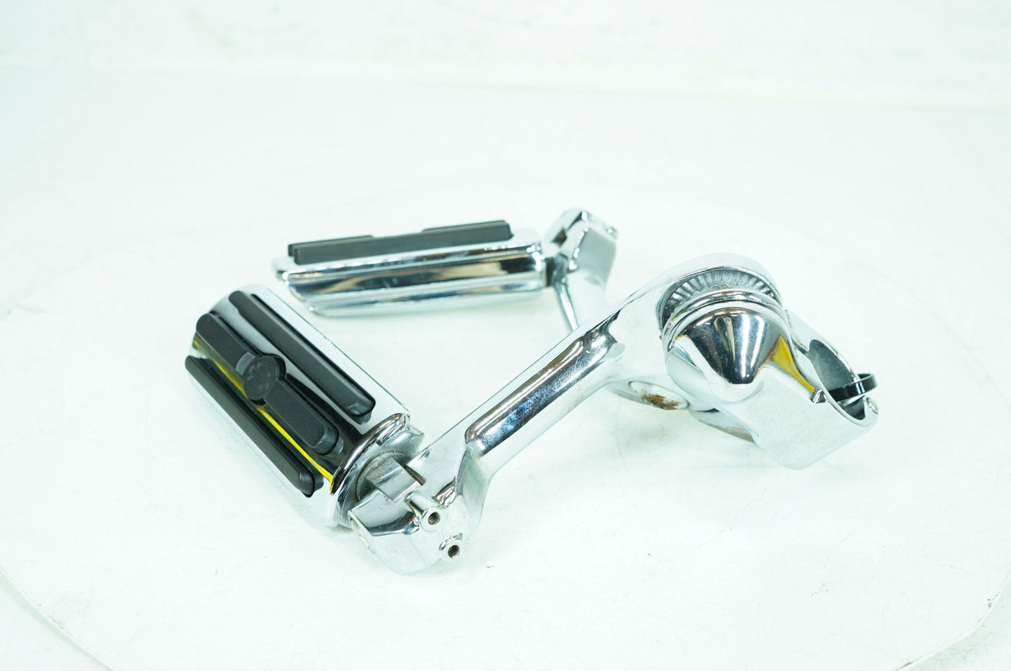 2017 - 2025 Harley-Davidson Touring Electra Glide Ultra Front Right Left Highway Foot Pegs 50178-09