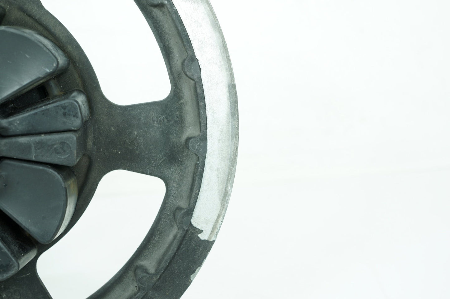 2009 - 2016 Harley-Davidson Touring Street Glide Rear Driver Pulley Sprocket 40217-09