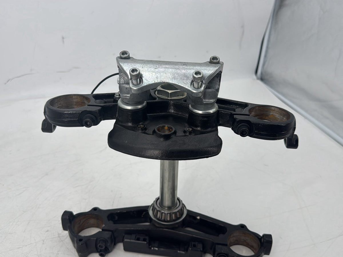 2008 - 2016 Harley-Davidson Touring Electra Glide Ultra Front Fork Upper Lower Triple Tree 45700020