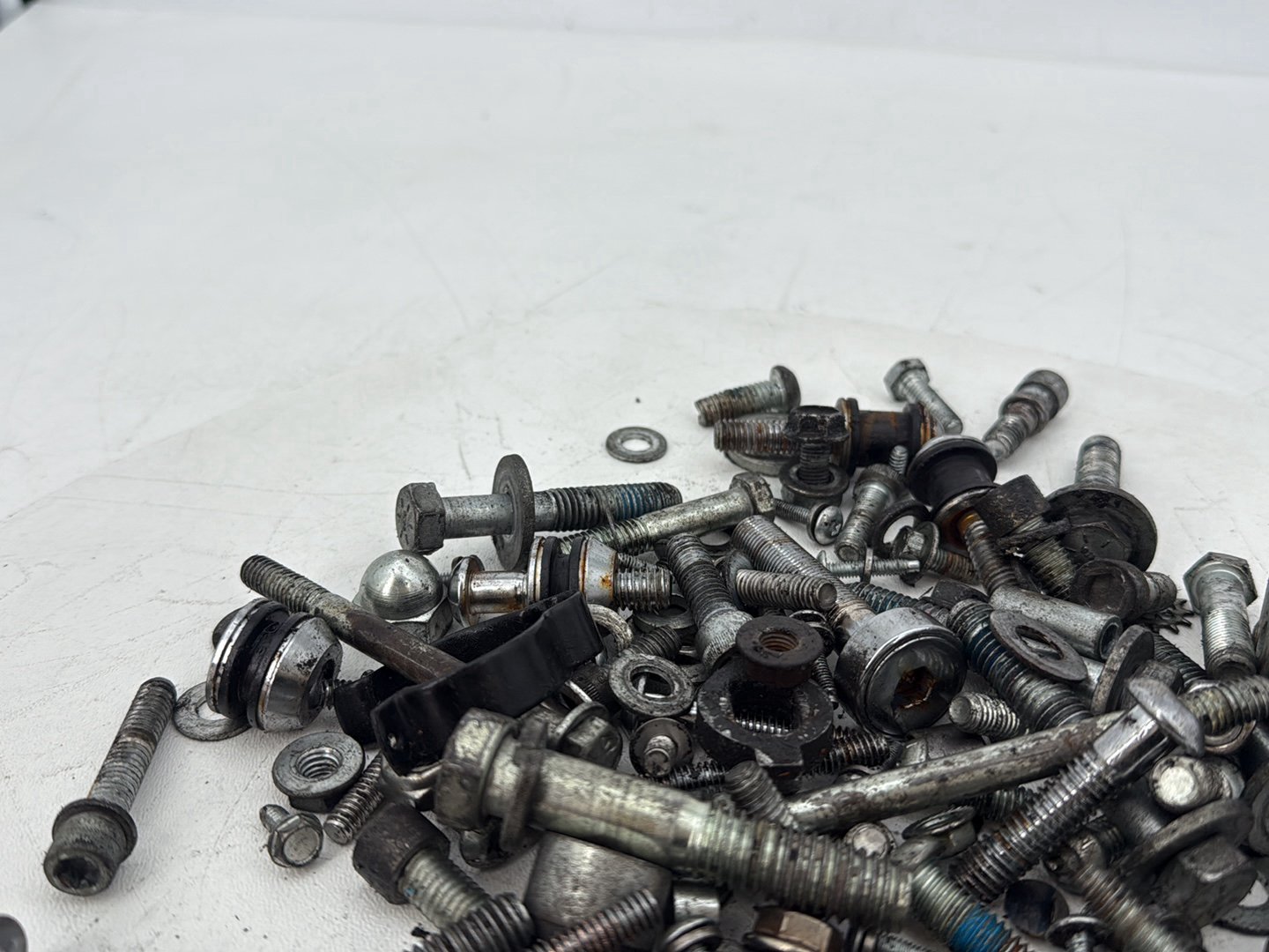 2007 - 2012 Harley-Davidson Dyna Super Glide Hardware Bolts Nuts & Brackets