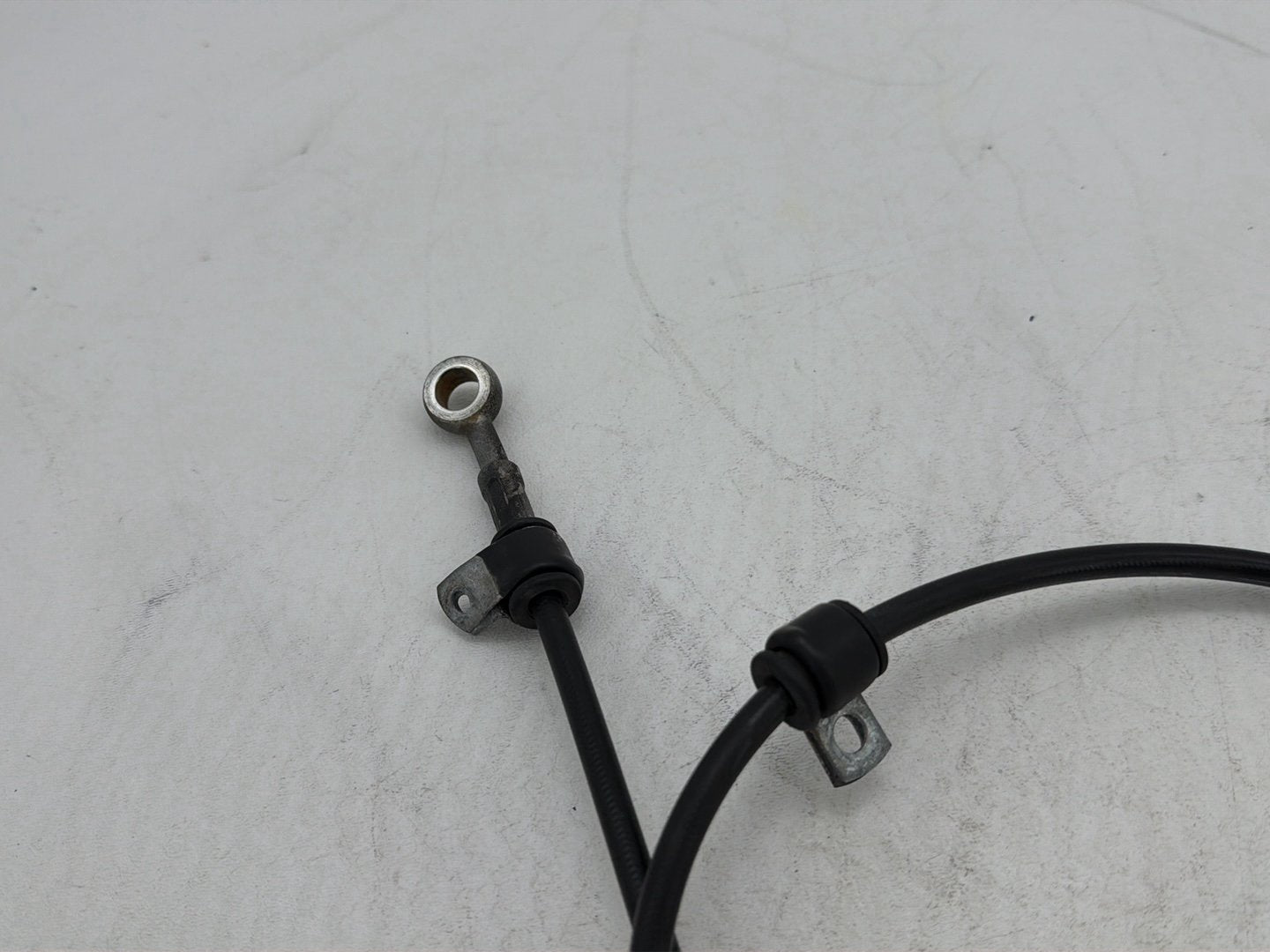 2009 Harley Dyna Street Bob FXDB OEM Front Brake Hose Line Pipe