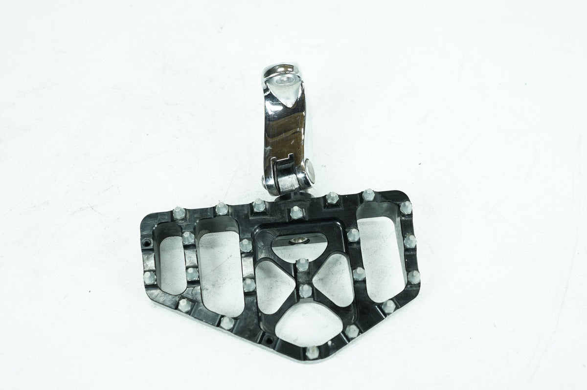 2016 Harley Touring FLHX Street Glide 1 Passenger Floorboard Foot Rest Billet
