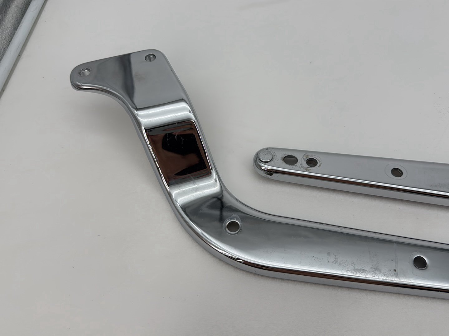 2007 Harley Softail Heritage Classic FLSTC OEM Left Right Saddlebag Fender Struts Brackets