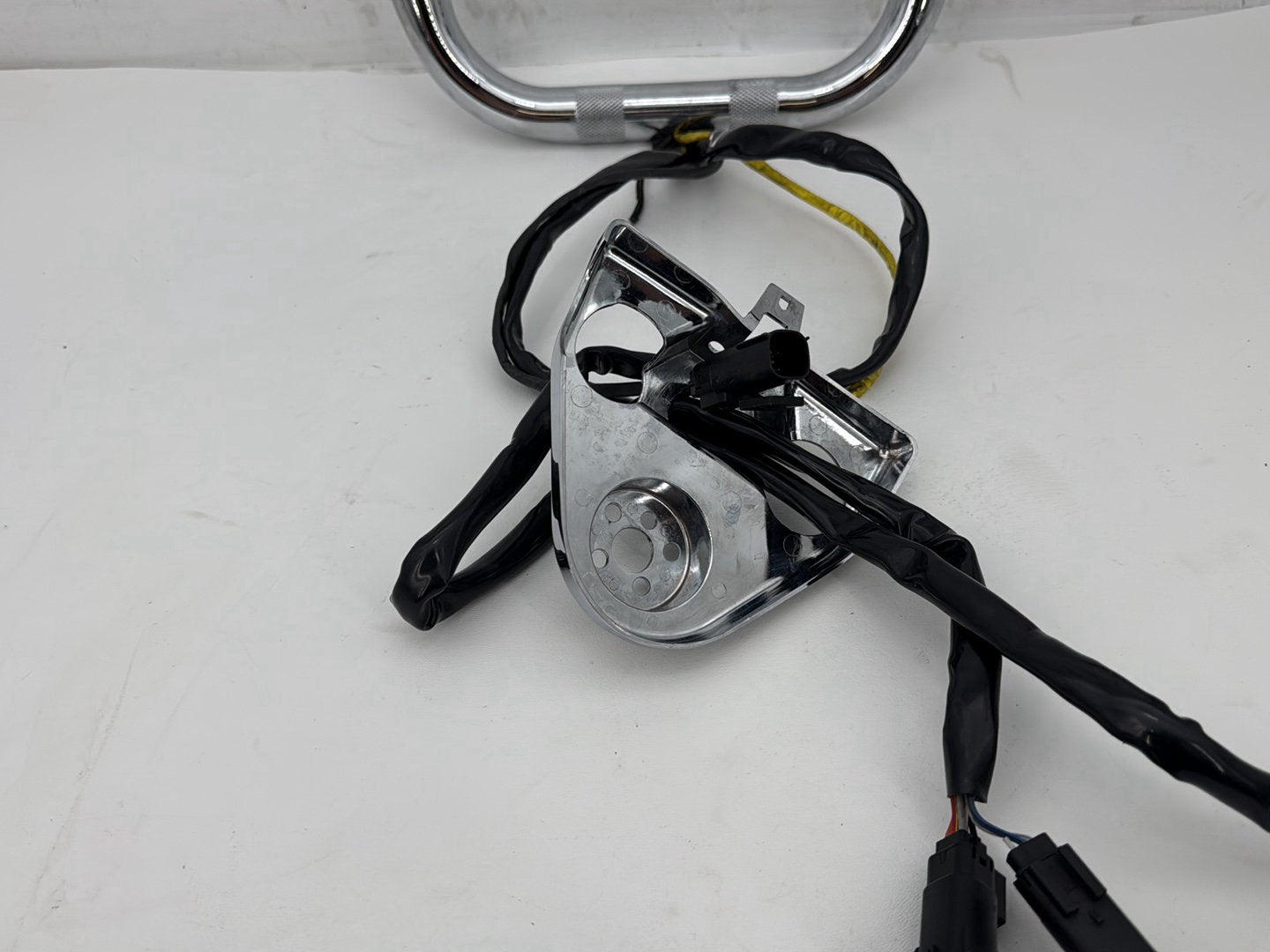 2011 Harley Road King Touring Classic Handlebars Left Right Switches Controls