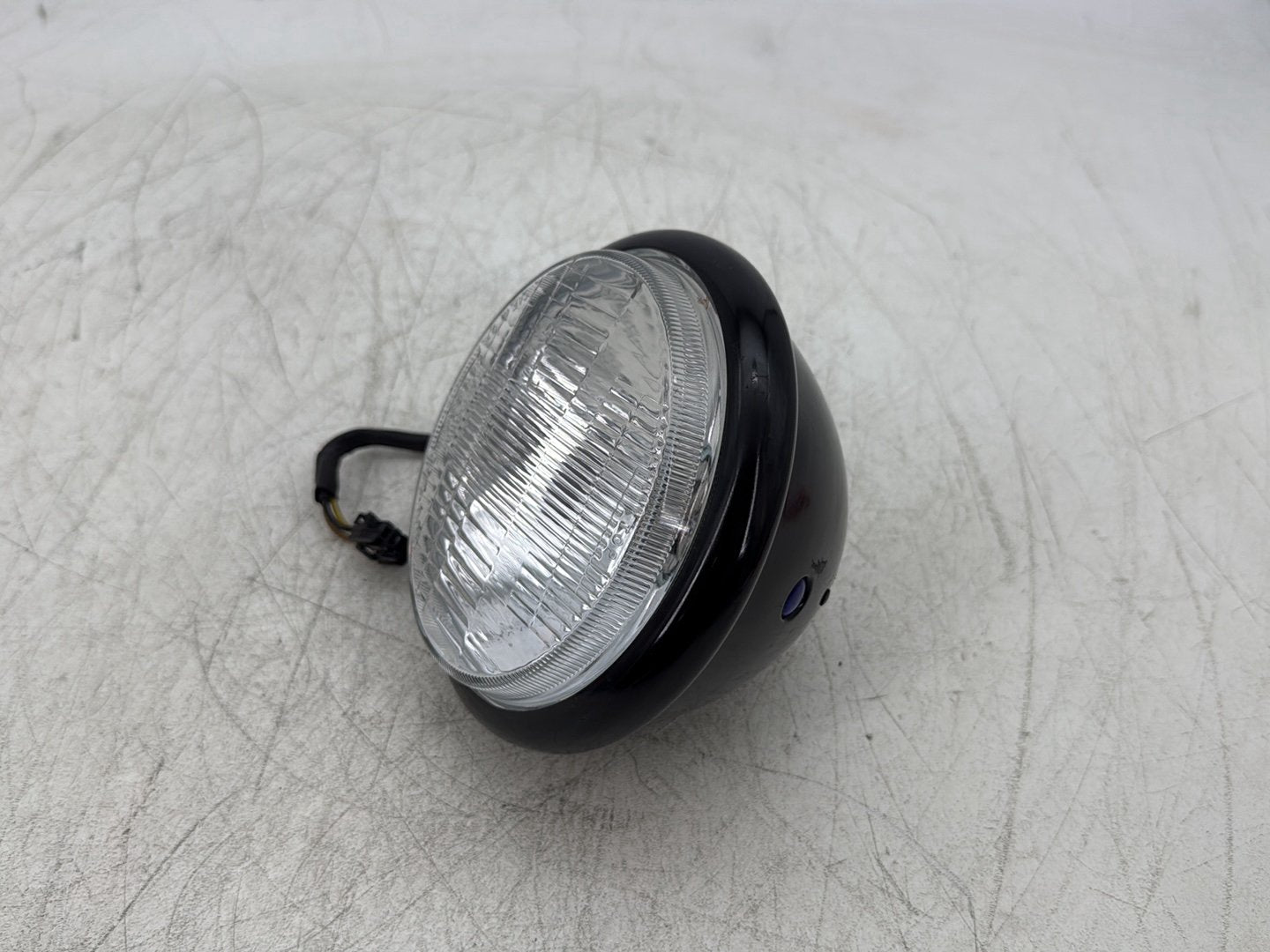 2007 Harley Dyna Street Bob FXDBI OEM Headlight Headlamp Head Light Halogen