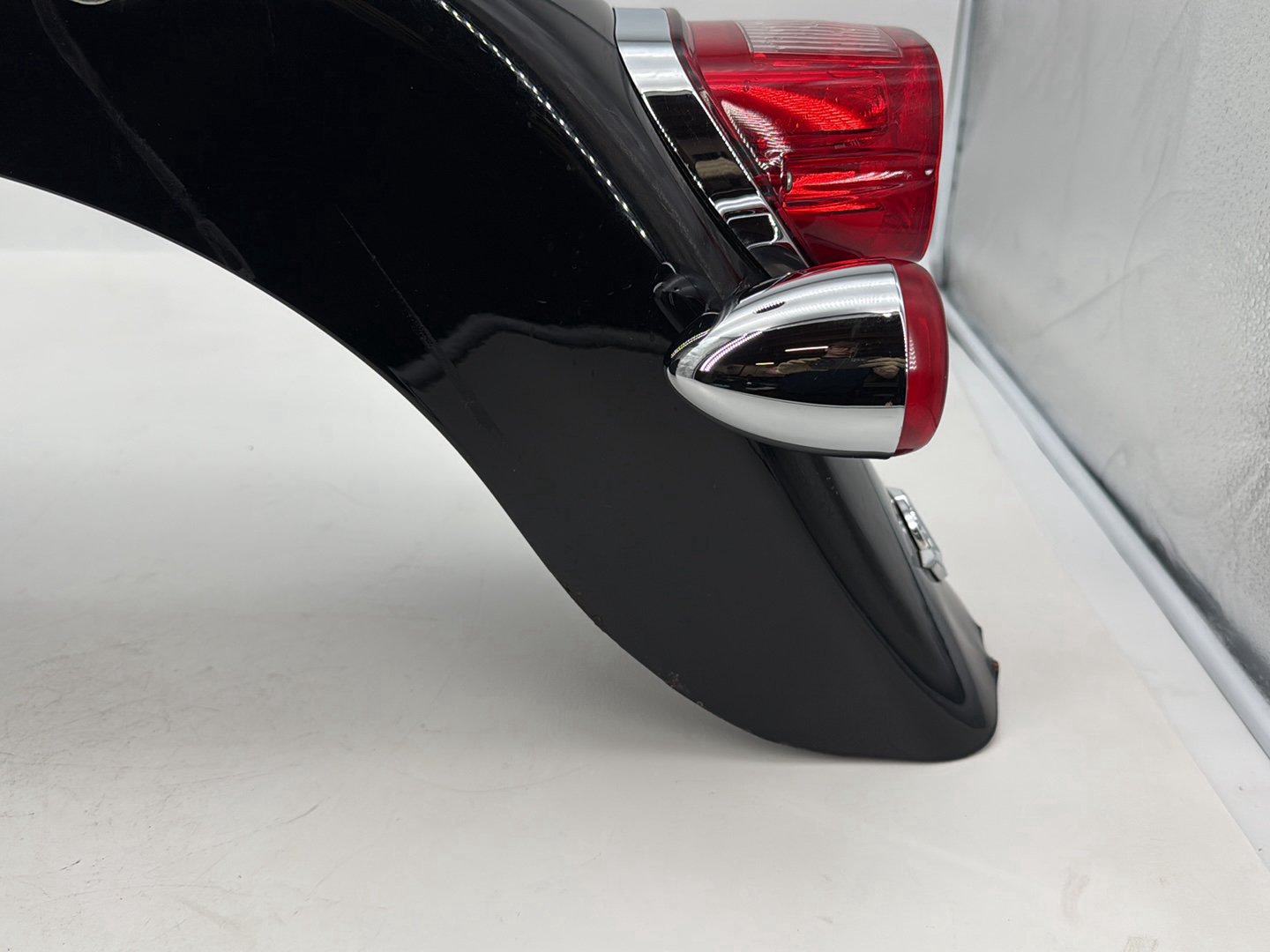 1999 - 2006 Harley-Davidson Touring Road King Custom Rear Wheel Fender & Turn Signals Bar 58702-02B