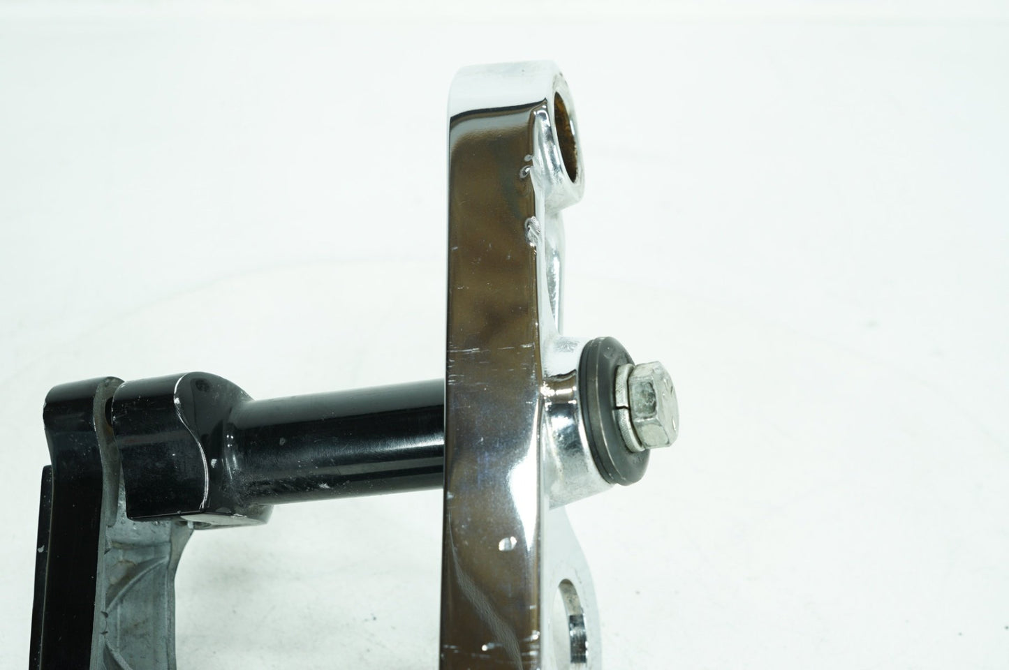 2007 - 2012 Harley-Davidson Softail Custom Front Fork Upper Triple Tree Clamps 45672-80B