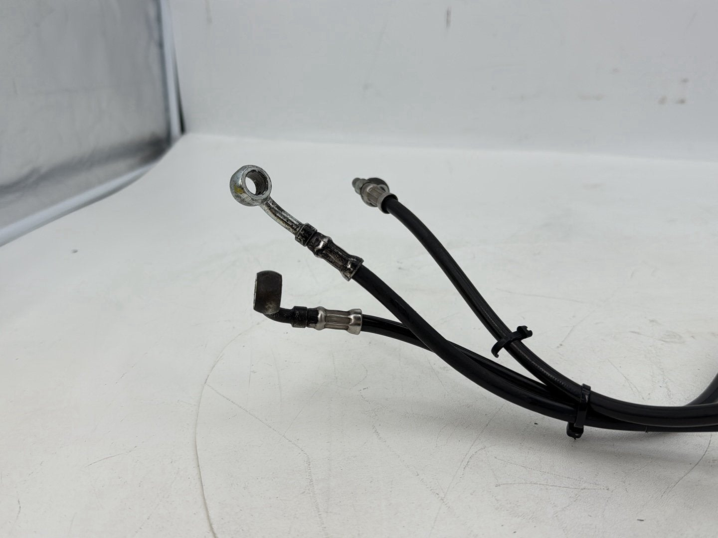 2007 - 2011 Harley-Davidson Touring Electra Glide Ultra Front Brake Hose Line Pipe NON-abs   43350-08