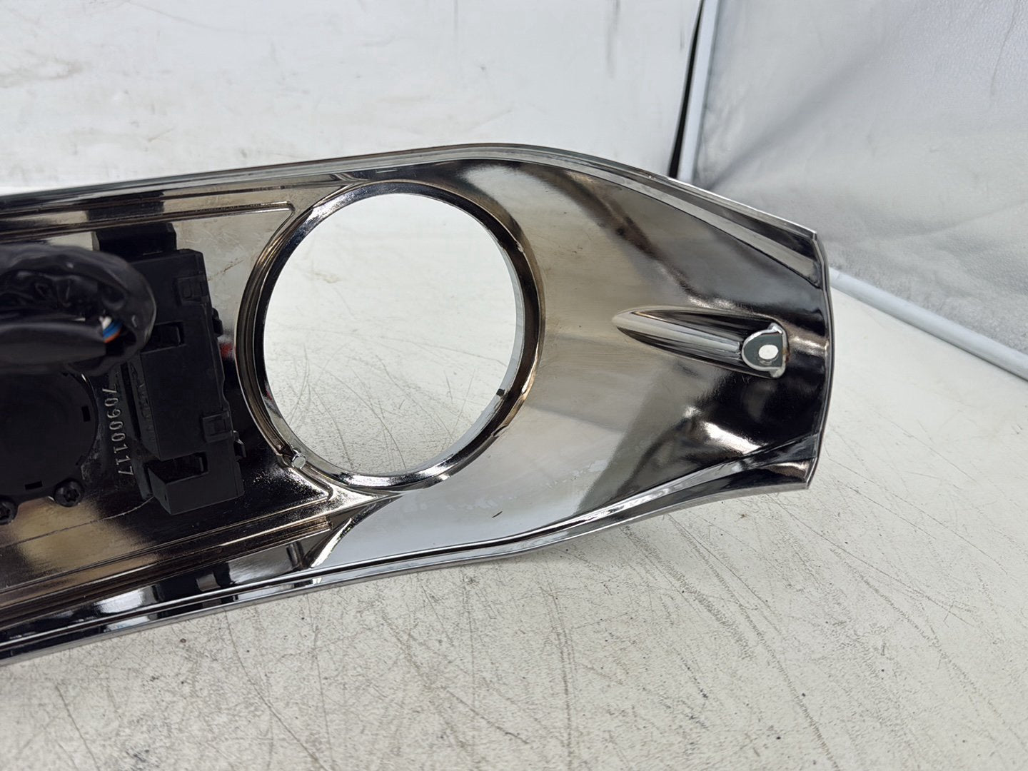 2016 Harley Road King Touring FLHR OEM Fuel Gas Tank Dash Console NOKey