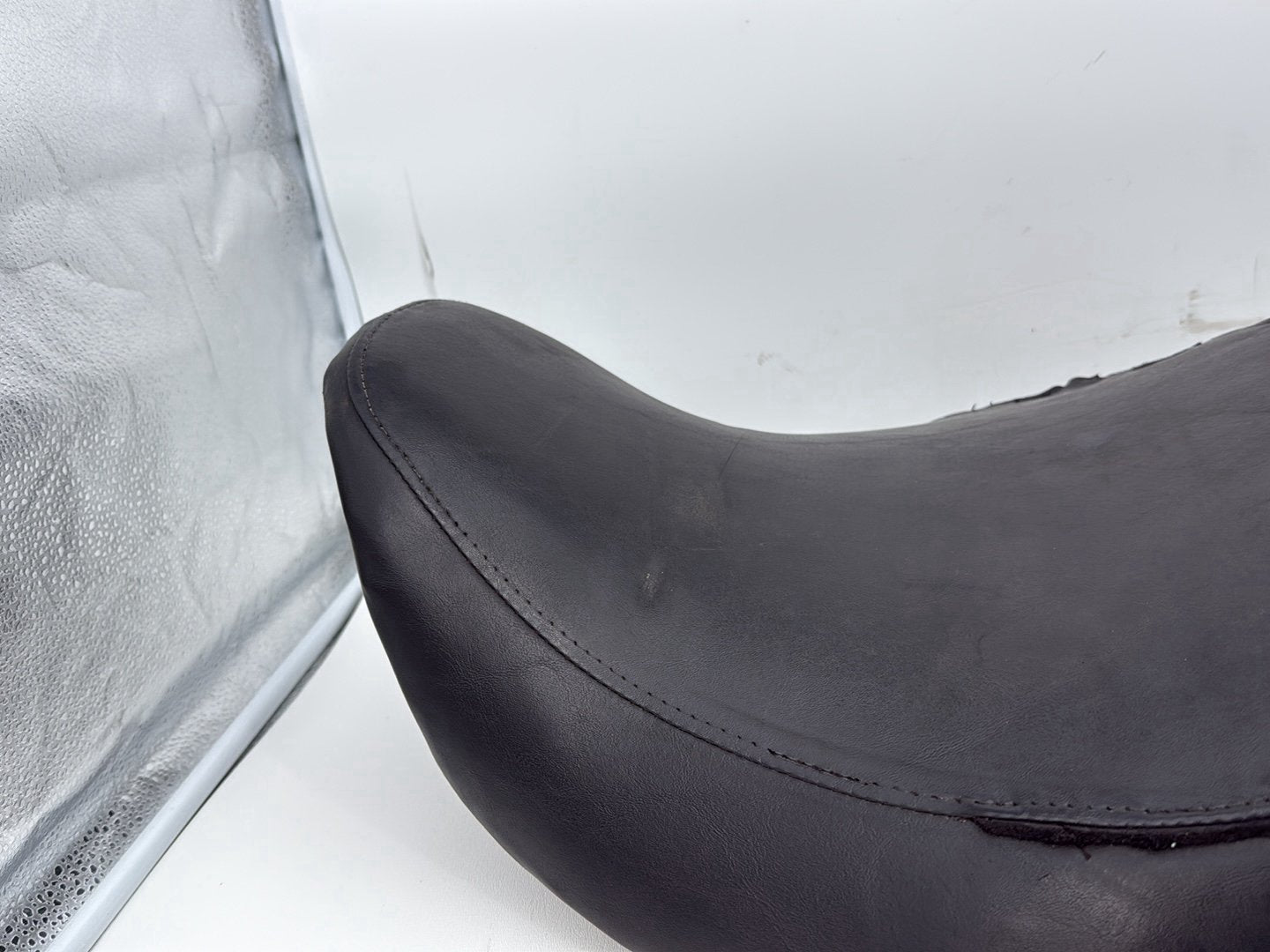 1999 - 2006 Harley-Davidson Touring Electra Glide Passenger Rider Driver Seat Saddle 51703-05