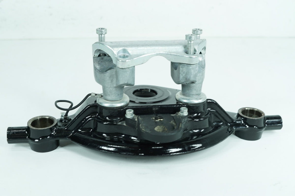 2012 - 2016 Harley-Davidson Touring Electra Ultra CVO Front Fork Upper Triple Tree Clamps 47526-09