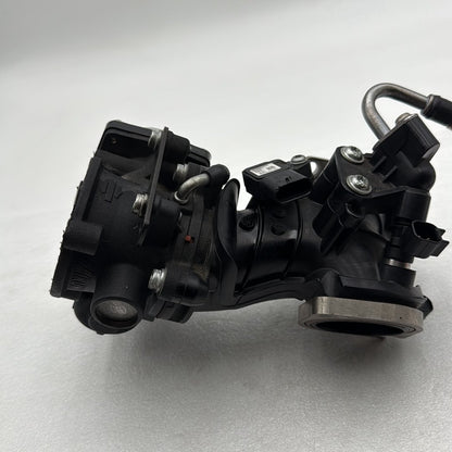 2018 - 2025 Harley-Davidson Softail Fat Bob 114 Engine Intake Manifold Throttle Body 27300122