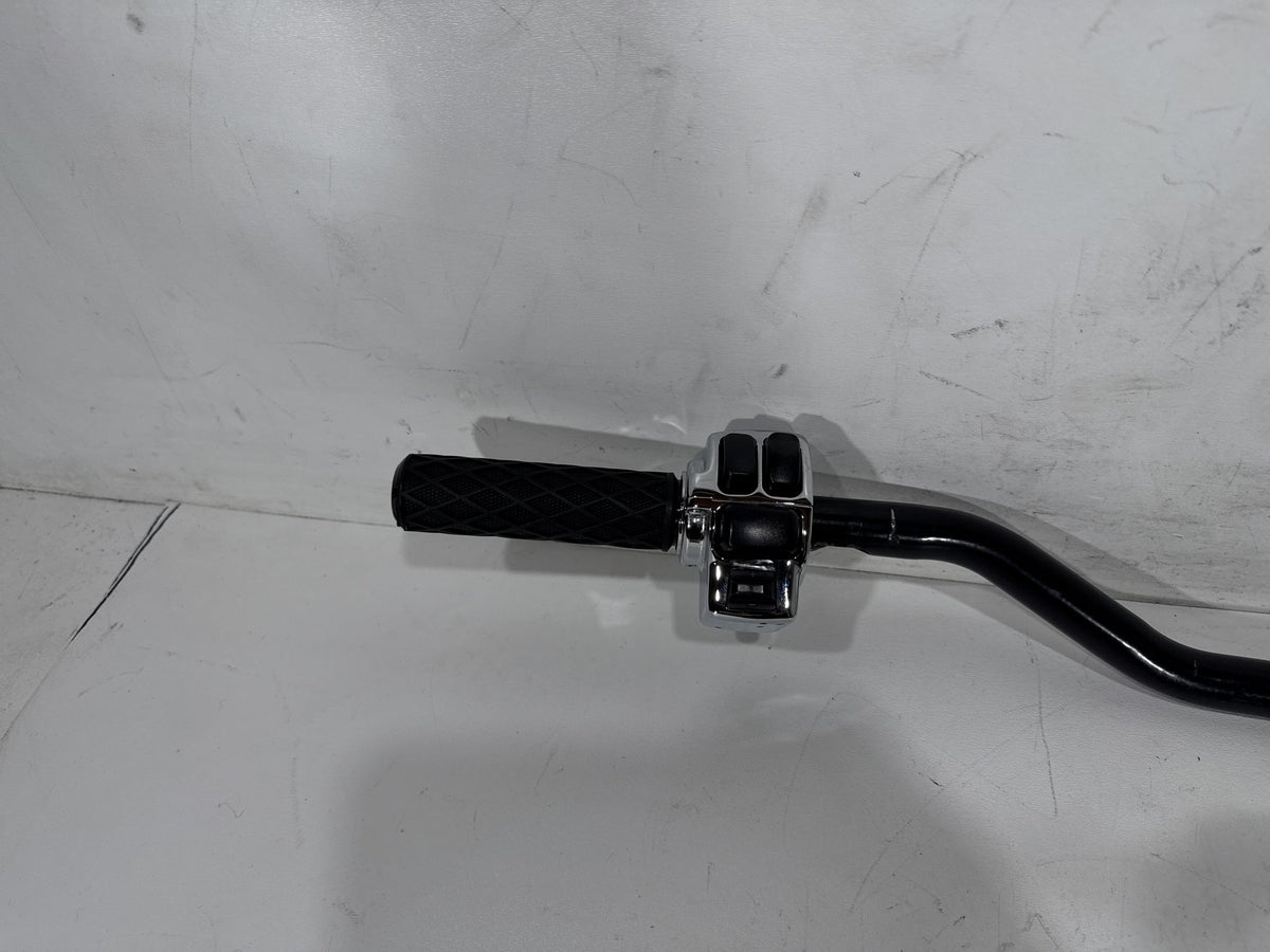 2006 Harley Street Glide Touring FLHX OEM Handlebars Left Right Switches Controls