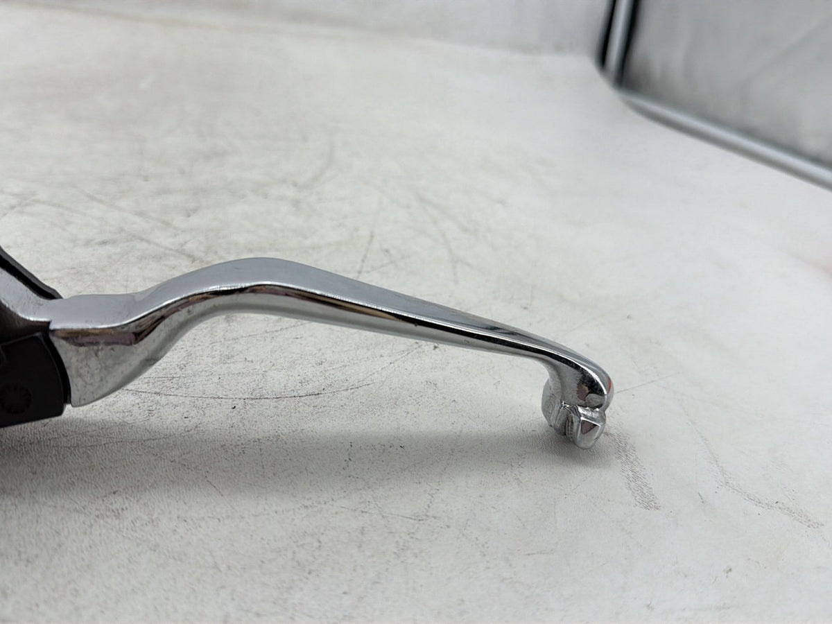 2005 Harley Road King Touring Police OEM Front Right Brake Lever Master Cylinder