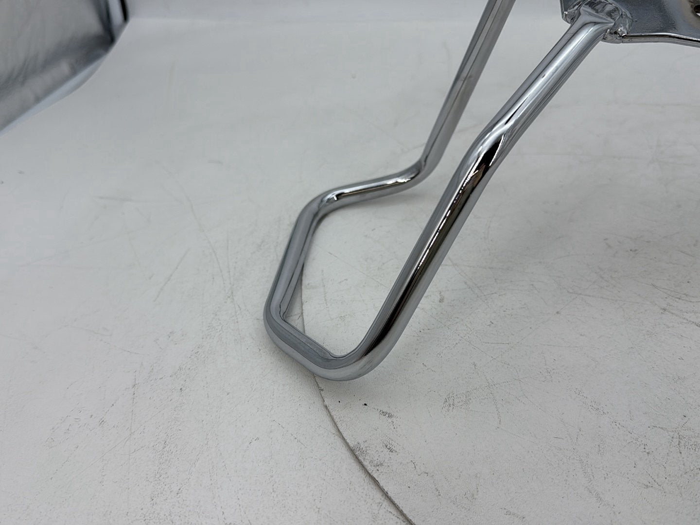 1999 - 2006 Harley-Davidson Touring Electra Glide Ultra Rear Passenger Handrail Grab Bar Hand Rail 91583-99