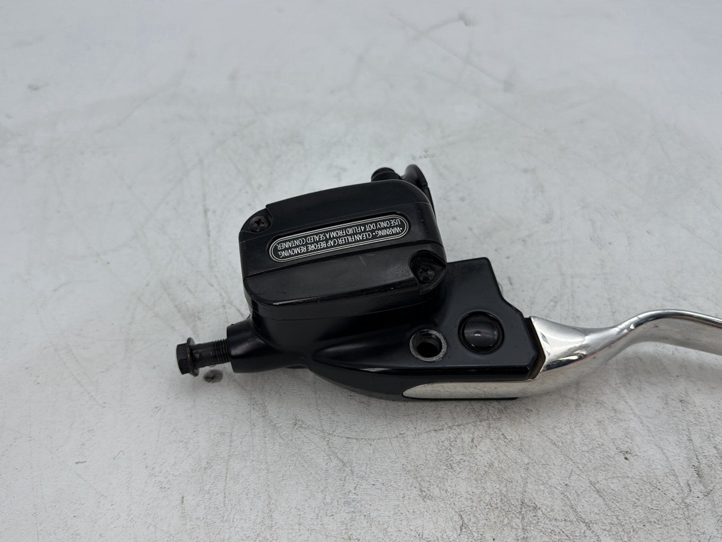 2018 Harley Electra Glide Touring Ultra FLHTCU OEM Front Left Hand Clutch Lever Master Cylinder