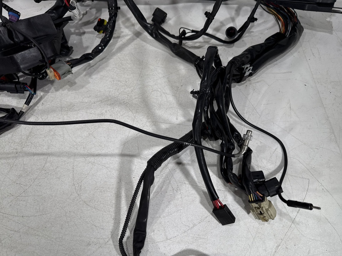 2012 Harley Street Glide Touring FLHX OEM Main Wire Wiring Harness Loom NON-abs