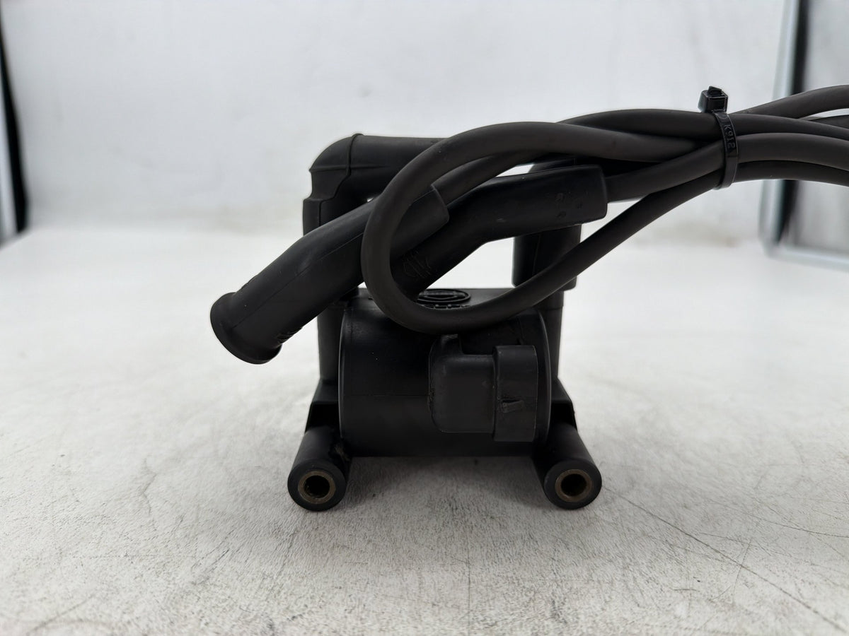 2011 Harley Electra Glide Touring Police OEM Ignition Coil Spark Plugs Cable