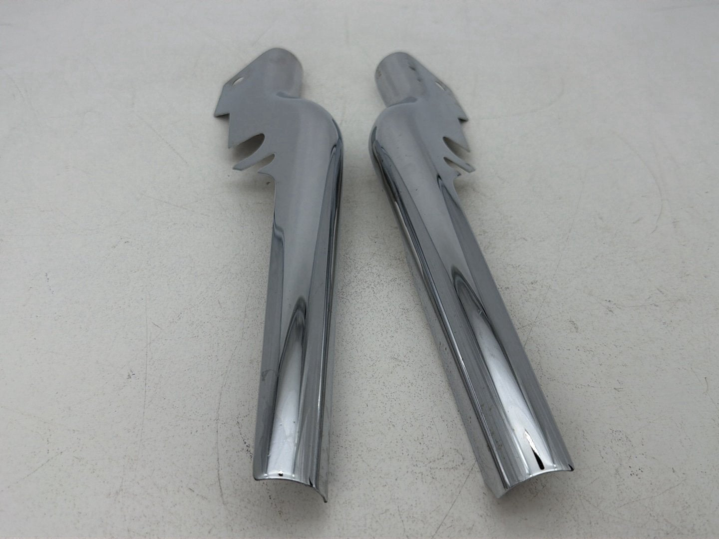 1984 - 1998 Harley-Davidson Touring Electra Glide Classic Left Right Saddlebag Fender Struts Brackets 47551-79B