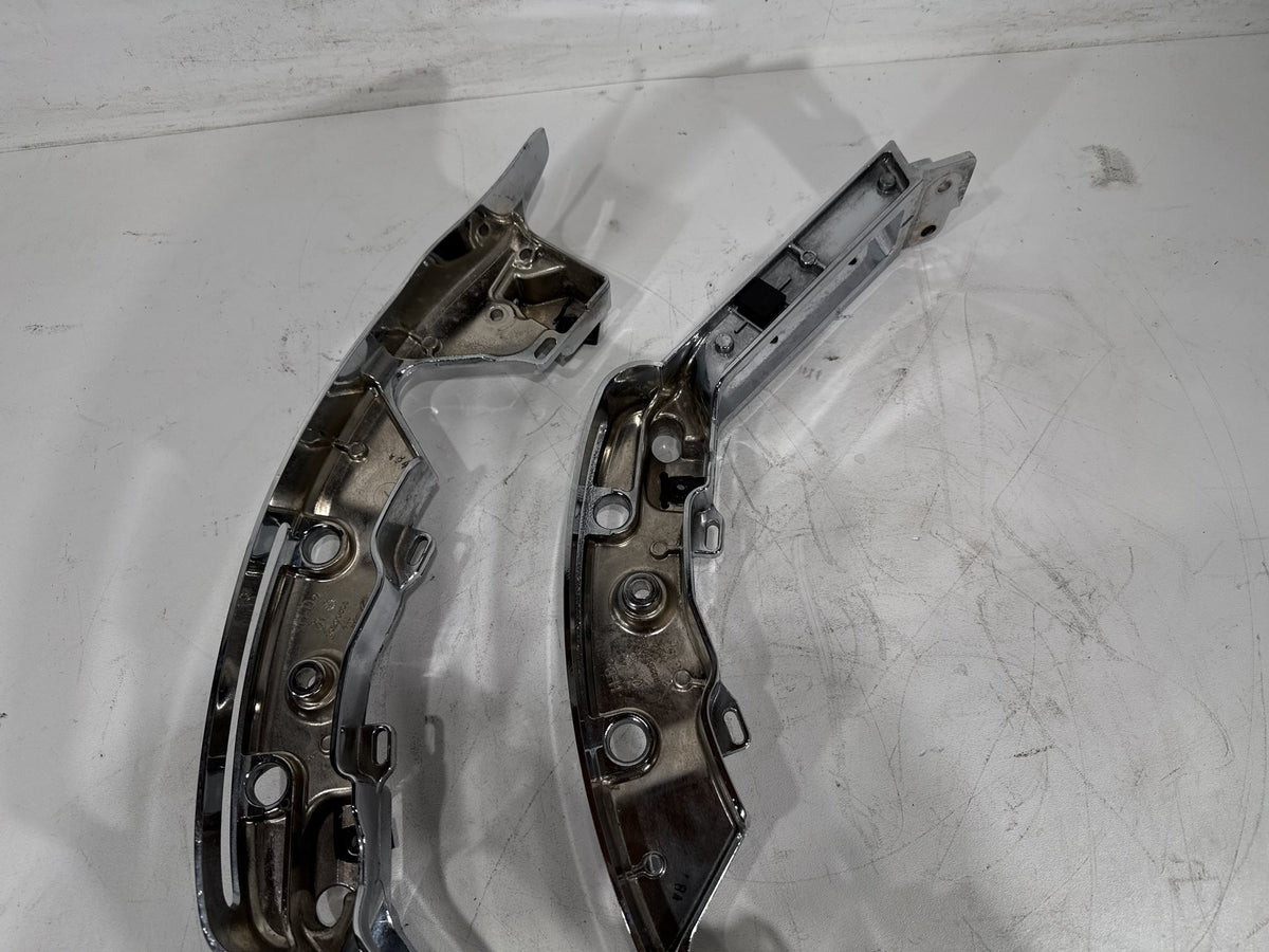 14 Harley Electra Touring Ultra OEM Left Right Saddlebag Fender Struts Brackets