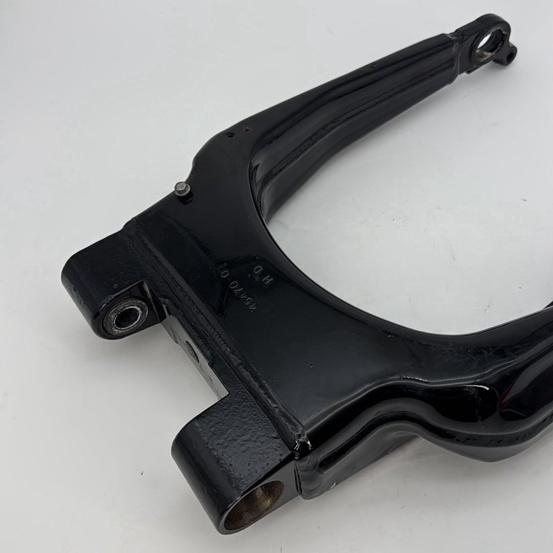 2008 - 2016 Harley-Davidson Touring Street Glide Rear Fork Swingarm Swing Arm  	47549-09