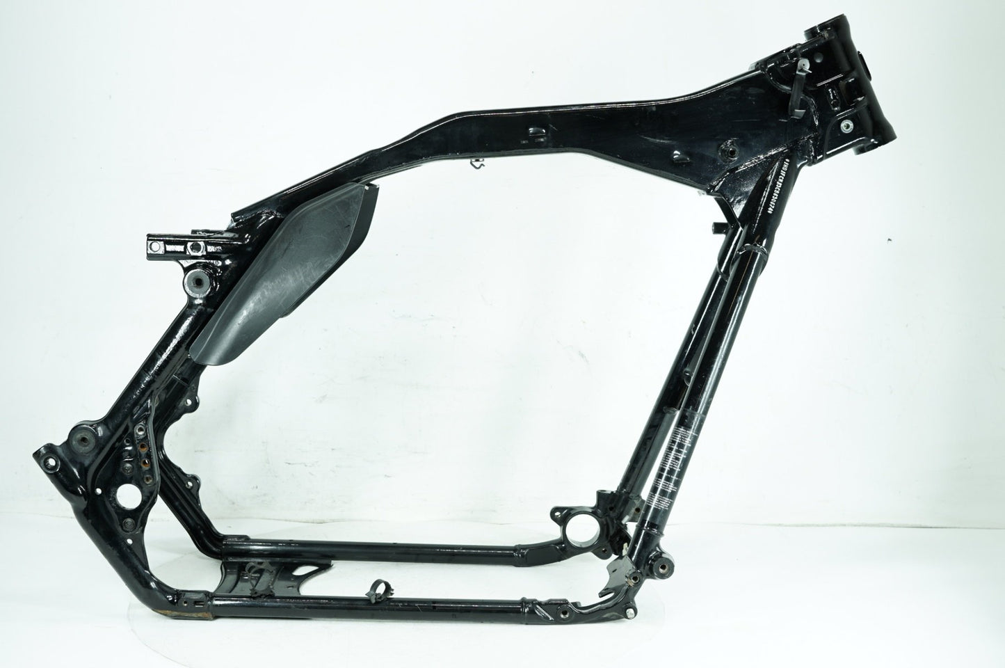 2008 - 2016 Harley-Davidson Touring Electra Glide Ultra Body Main Frame Chassis SLVG 47900-11BHP