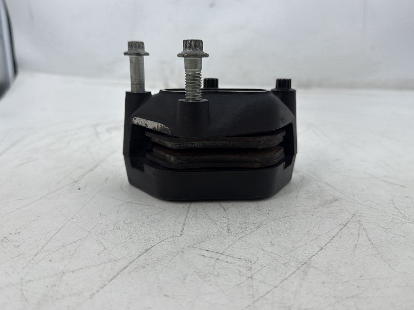 2005 Harley Heritage Softail Classic FLSTCI OEM Front Left 1 Brake Caliper