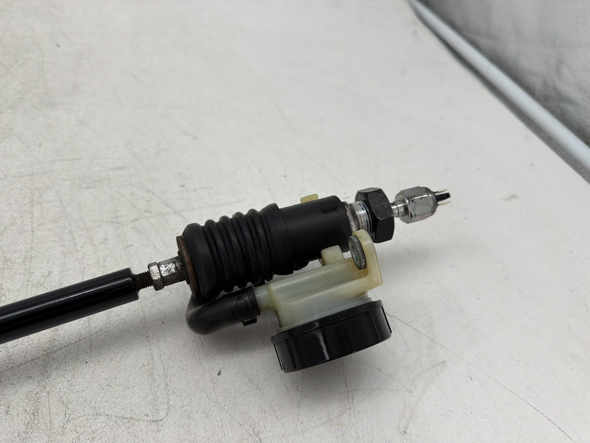 2012 Harley Dyna Fat Bob FXDF 103 OEM Rear Brake Master Cylinder Reservoir