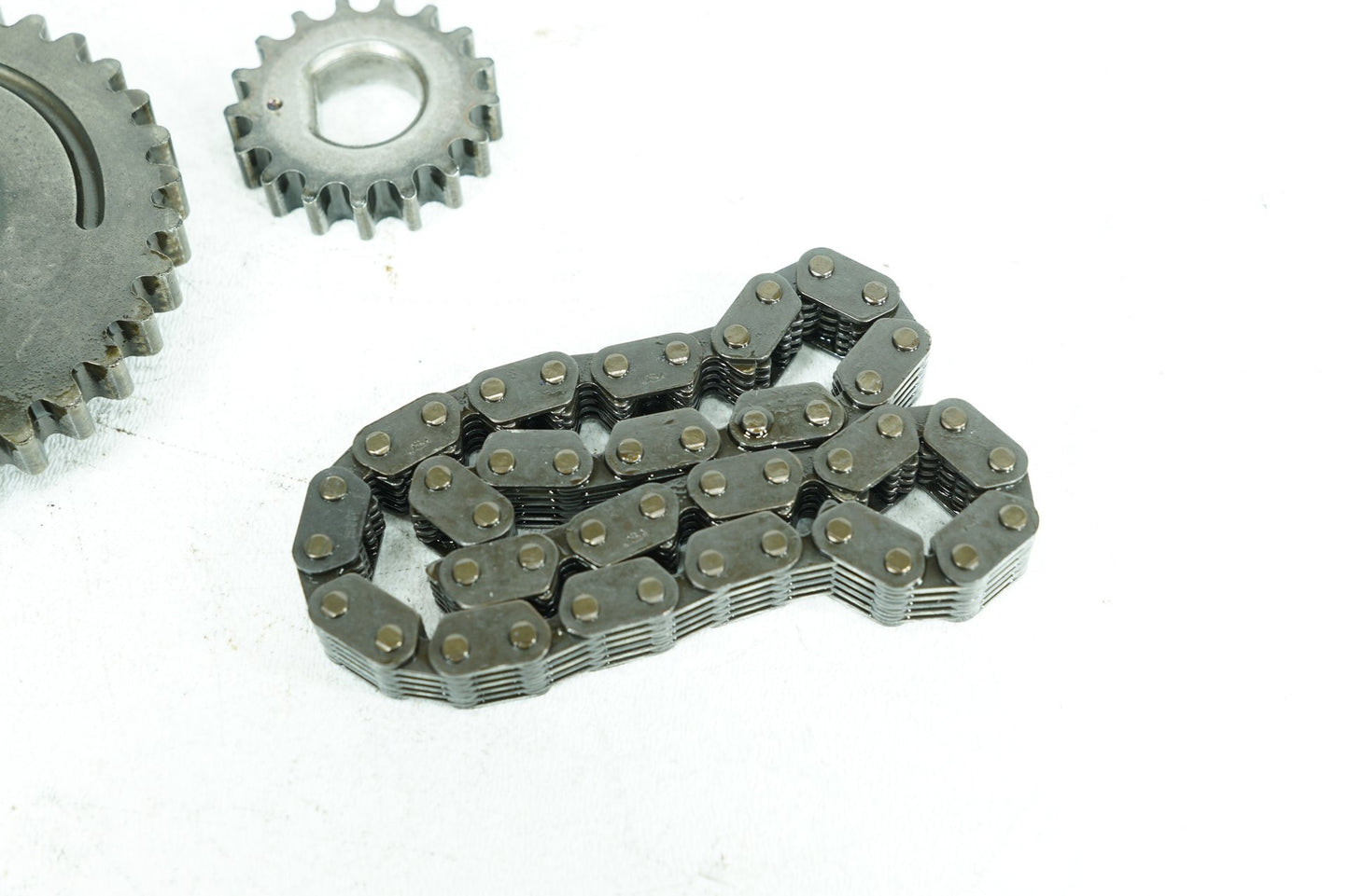 2000 - 2006 Harley-Davidson Softail Deuce Engine Motor Lower Timing Chain Guide  	25610-99