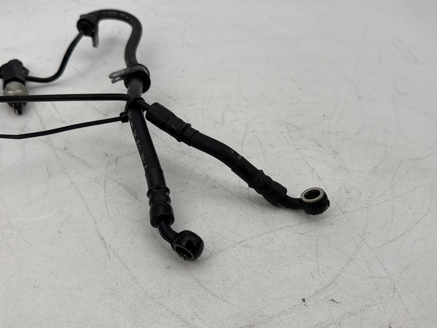 2004 - 2013 Harley-Davidson Sportster 1200 Custom Rear Brake Hose Line Pipe 44429-06