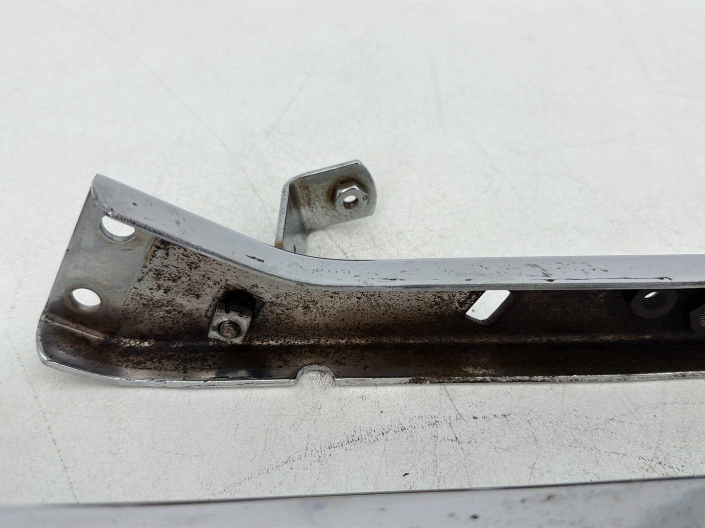 1984 - 1998 Harley-Davidson Touring Electra Glide Classic Left & Right Saddlebag Mount Brackets 90718-79C
