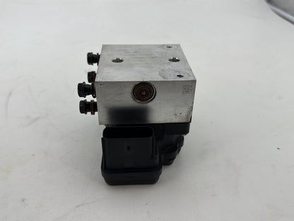 2011 Harley Road King Touring FLHRC Classic OEM ABS Brake Pump & Control Module