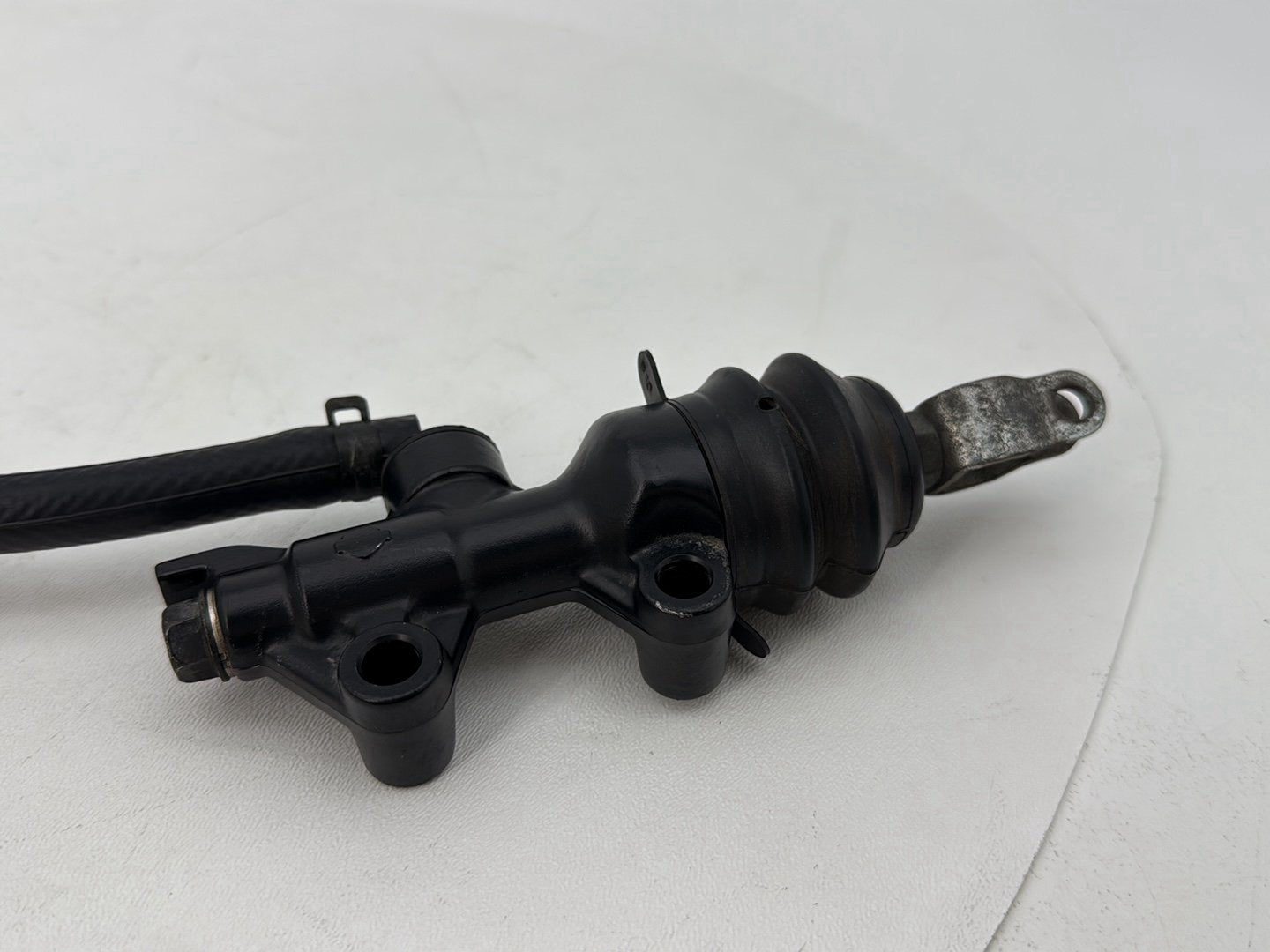 2004 - 2013 Harley-Davidson Sportster 883 Custom Rear Brake Line Master Cylinder Reservoir Tank  	42521-07