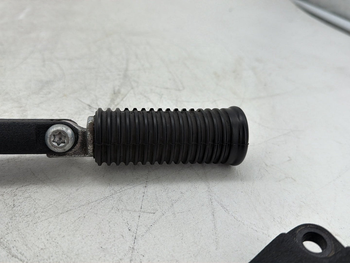 2014 Harley Dyna Low Rider FXDL OEM Passenger Left & Right Foot Pegs